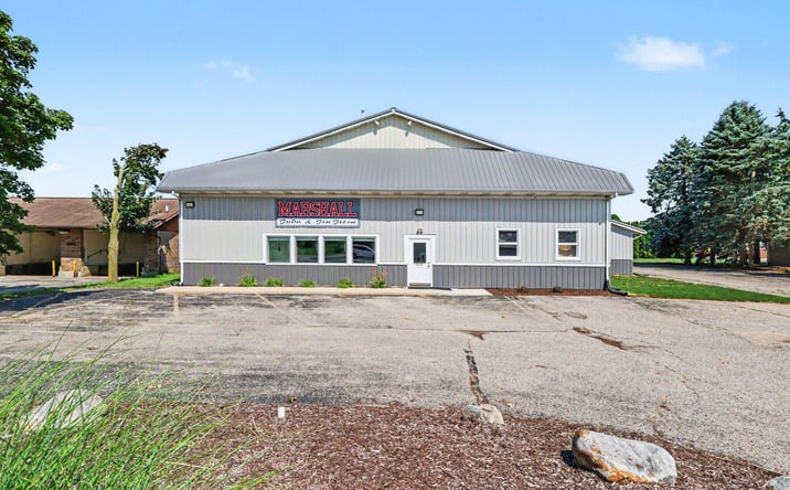 Pictures of Business for Sale, Retail, Office, Industrial, Land property located at 126 West Drive N, Marshall, MI 49068 for sales - image #1