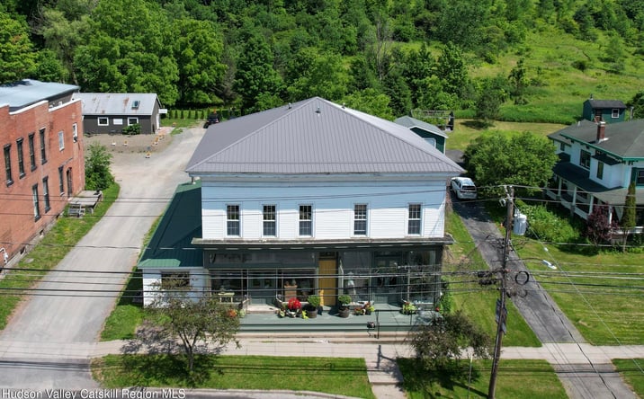 Pictures of Mixed Use, Office, Retail, Industrial, Multifamily, Land property located at 422 Main Street, Franklin, NY 13775 for sales - image #1