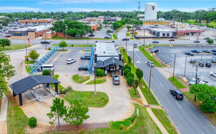 Pictures of Retail, Special Purpose property located at 2017 South Broadway Avenue, Tyler, TX 75701 for sales - image #1