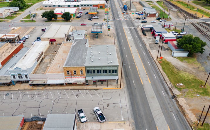 Pictures of Special Purpose property located at 102 West Fourth Street, Hearne, TX 77859 for sales - image #1