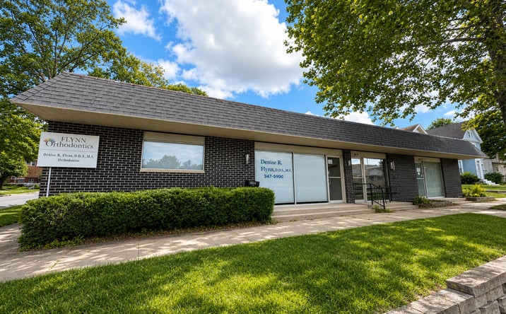 Pictures of Retail, Office property located at 600 South 4th Street, Pekin, IL 61554 for sales - image #1