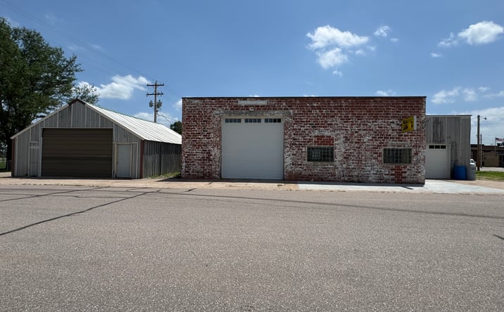 Pictures of Industrial property located at 214 North Smith Avenue, Kenesaw, NE 68956 for sales - image #1