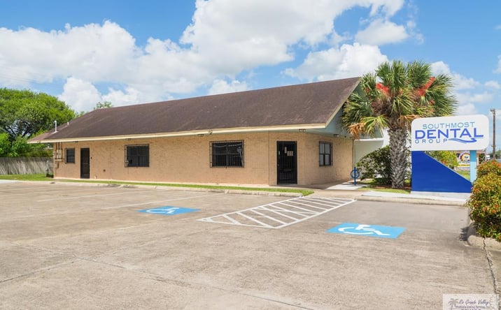 Pictures of Office property located at 2744 Southmost Rd., Brownsville, TX 78526 for sales - image #1