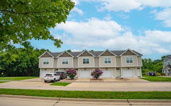 Pictures of Multifamily property located at 2020 Walden Blvd, Cape Girardeau, MO 63701 for sales - image #1