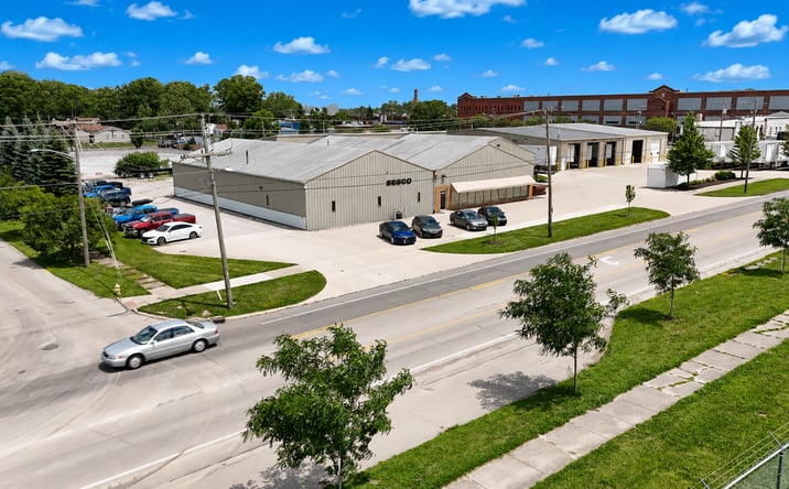 Pictures of Industrial property located at 3805 East Pontiac Street, Fort Wayne, IN 46803 for sales - image #1