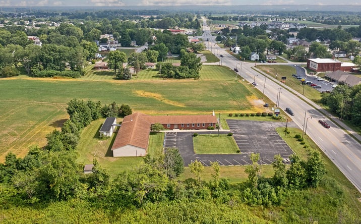 Pictures of Retail, Special Purpose property located at 9564 Hazelton-Etna Road Southwest, Pataskala, OH 43062 for sales - image #1