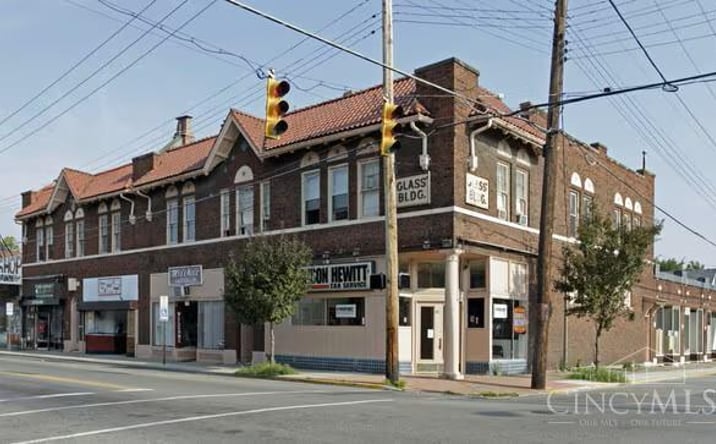 Pictures of Multifamily property located at W Wyoming Avenue, Wyoming, OH 45215 for sales - image #1