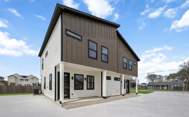 Pictures of Multifamily property located at 4804 Carmen Street #A-B, Houston, TX 77033 for sales - image #1