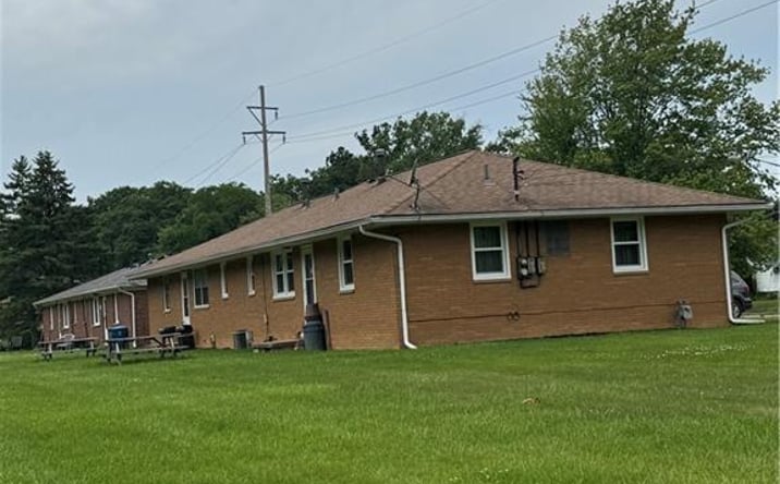 Pictures of Multifamily property located at 605 West 36th Street, Lorain, OH 44052 for sales - image #1