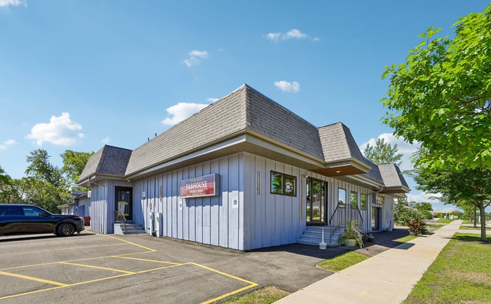 Pictures of Retail, Hospitality property located at S76W17745 Janesville Rd, Muskego, WI 53150-9299 for sales - image #1