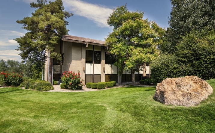 Pictures of Office property located at 4885 South 900 East, Millcreek, UT 84117 for sales - image #1