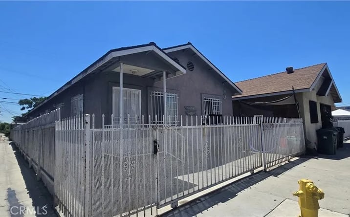 Pictures of Multifamily property located at 8416 Graham, Los Angeles, CA 90001 for sales - image #1