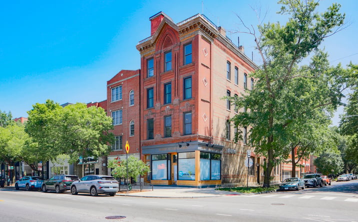 Pictures of Retail, Office, Mixed Use property located at 1925 West Division Street, Chicago, IL 60622 for sales - image #1