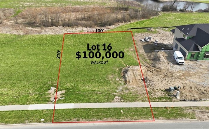 Pictures of Land, Multifamily property located at 2118 NE Shoal Creek Parkway, Kansas City, MO 64155 for sales - image #1