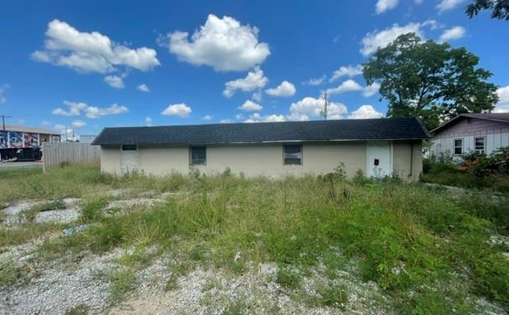 Pictures of Industrial, Office property located at 420 SW 7th Terrace, Blue Springs, MO 64015 for sales - image #1