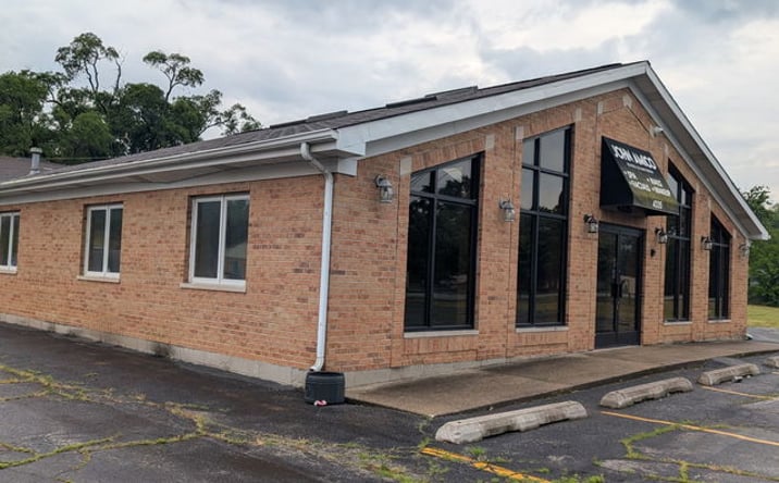 Pictures of Retail property located at 4335 W 147th Street, Midlothian, IL 60445 for sales - image #1