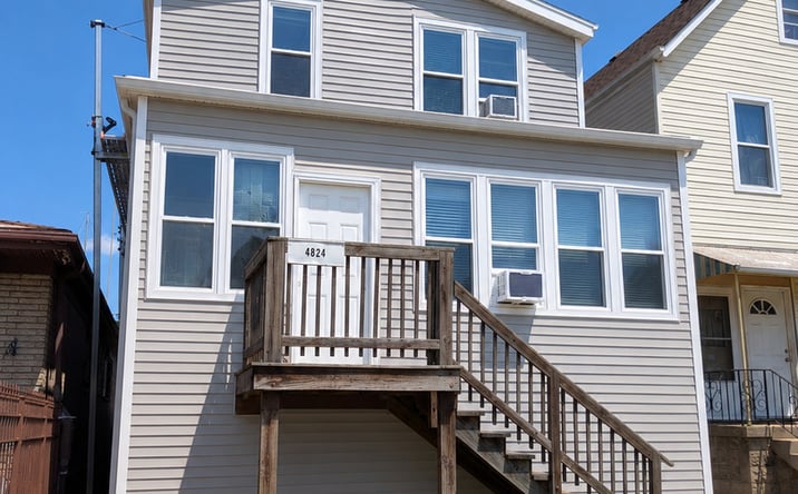 Pictures of Multifamily property located at 4824 W Byron Street, Chicago, IL 60641 for sales - image #1