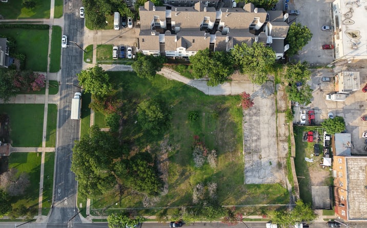 Pictures of Land property located at 1000 N Peak St., Dallas, TX 75204 for sales - image #1