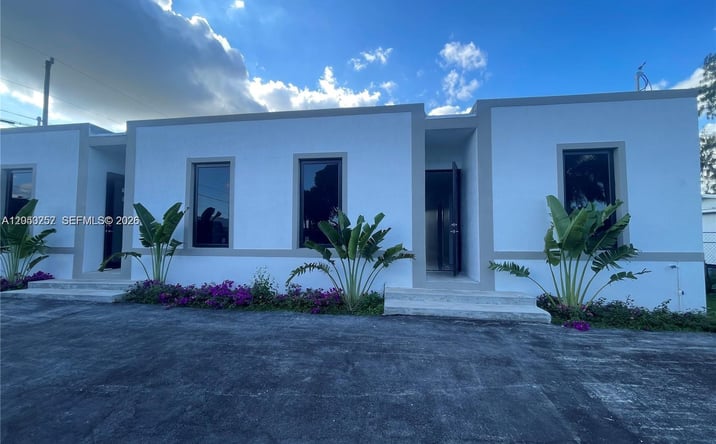 Pictures of Multifamily property located at 1220/1230 NW 5th CT, Florida City, FL 33034 for sales - image #1