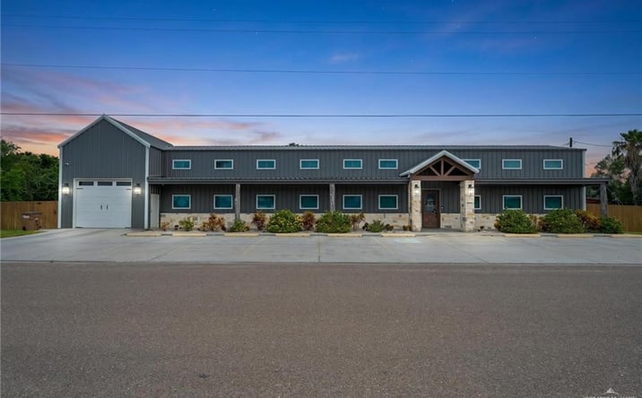 Pictures of Office property located at 1303 Silver Avenue, Donna, TX 78537 for sales - image #1