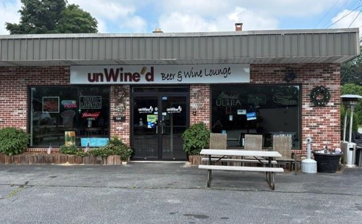 Pictures of Mixed Use, Retail, Business for Sale property located at 400 Providence Street, West Warwick, RI 02893 for sales - image #1