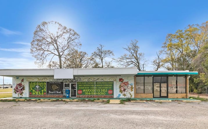 Pictures of Retail property located at 51 North Daleville Avenue, Daleville, AL 36322 for sales - image #1
