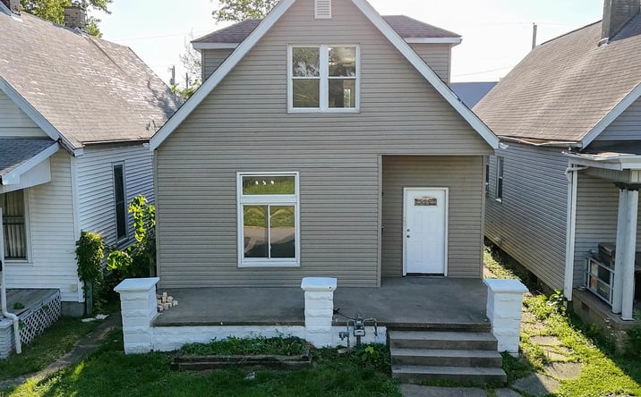 Pictures of Multifamily property located at 1105 Baker Avenue, Evansville, IN 47710 for sales - image #1