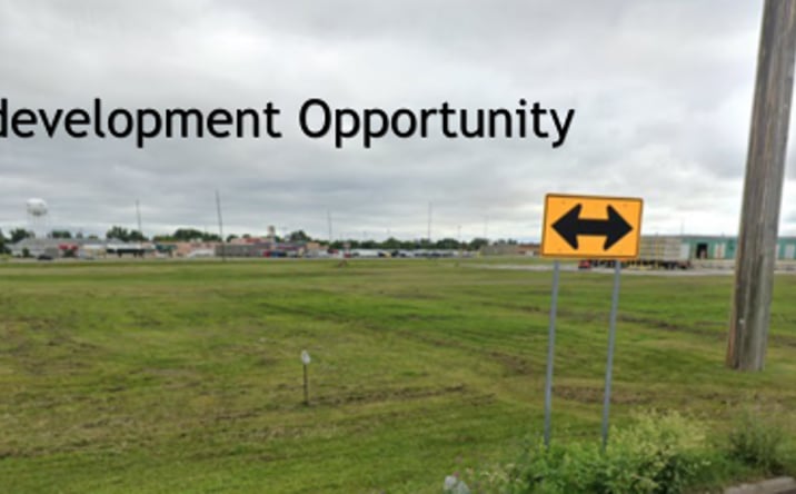 Pictures of Land property located at NE GATEWAY DR US HWY 2 SERVICE RD, EAST GRAND FORKS, MN 56721 for sales - image #1