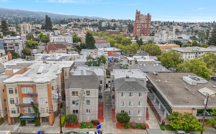 Pictures of Multifamily property located at 450-456 Lee Street, Oakland, CA 94610 for sales - image #1