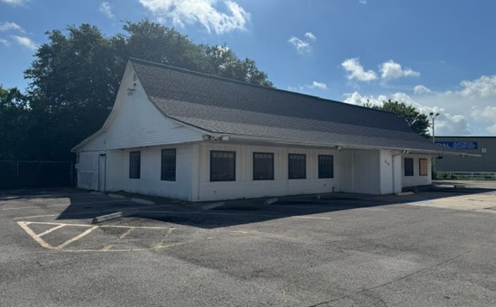 Pictures of Retail, Office, Special Purpose property located at 4320 GULF FWY, LA MARQUE, TX 77568-3506 for sales - image #1