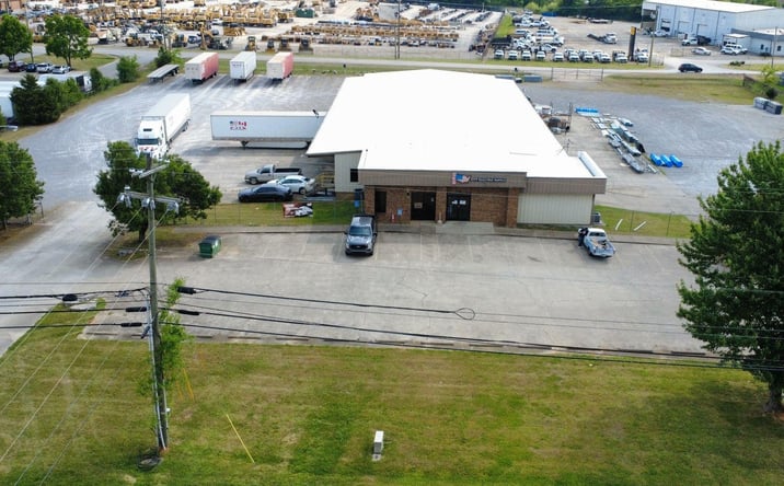 Pictures of Industrial property located at 1296-1300 Heil Quaker Boulevard, La Vergne, TN 37086 for sales - image #1