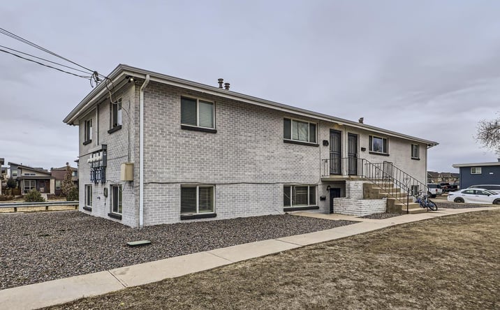 Pictures of Retail, Multifamily property located at 2545 Kenton Street, Aurora, CO 80010 for sales - image #1