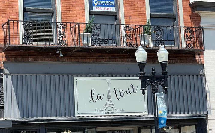 Pictures of Retail property located at 116 N Market St, Paris, TN 38242 for sales - image #1
