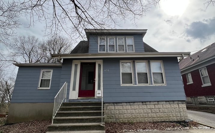 Pictures of Retail property located at 451 Lloyd Place, Cincinnati, OH 45219 for sales - image #1