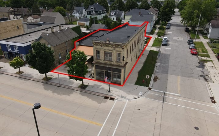 Pictures of Office, Mixed Use property located at 1135 MICHIGAN AVE, SHEBOYGAN, WI 53081-3353 for sales - image #1