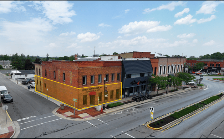 Pictures of Retail property located at 118 West Maumee Street, Angola, IN 46703 for sales - image #1