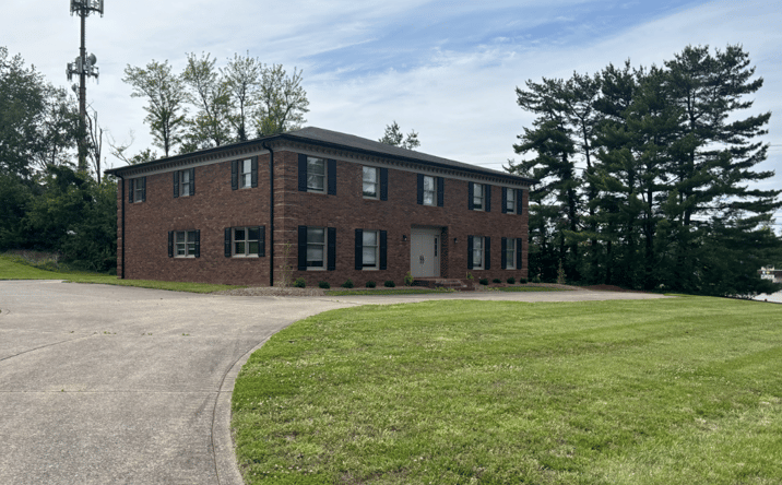 Pictures of Office property located at 600 Barret Blvd, Henderson, KY 42420 for sales - image #1