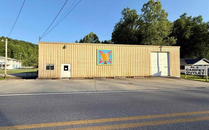 Pictures of Industrial, Mixed Use, Self Storage property located at 6712 Kentucky 5, Ashland, KY 41102 for sales - image #1