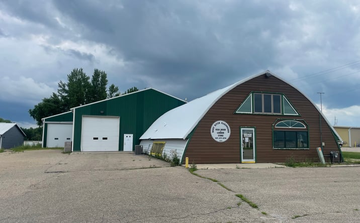 Pictures of Retail, Industrial, Mixed Use property located at 404 Airport Road, Albert Lea, MN 56007 for sales - image #1