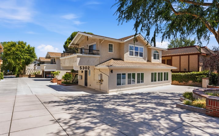 Pictures of Multifamily property located at 5302 Colodny Dr, Agoura Hills, CA 91301 for sales - image #1