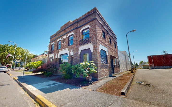 Pictures of Retail, Office, Mixed Use property located at 208 Centralia College Blvd, Centralia, WA 98531 for sales - image #1