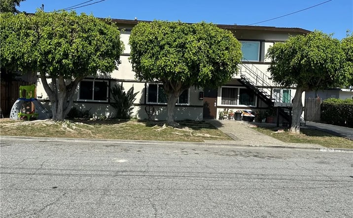 Pictures of Multifamily property located at 916 S Charlotte Avenue, San Gabriel, CA 91776 for sales - image #1