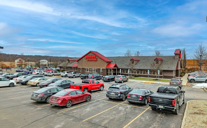 Pictures of Retail property located at 1025 North Hermitage Road, Hermitage, PA 16148 for sales - image #1