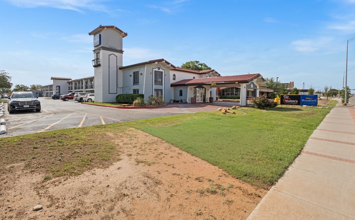 Pictures of Hospitality, Mixed Use property located at 601 Avenue Q, Lubbock, TX 79401 for sales - image #1