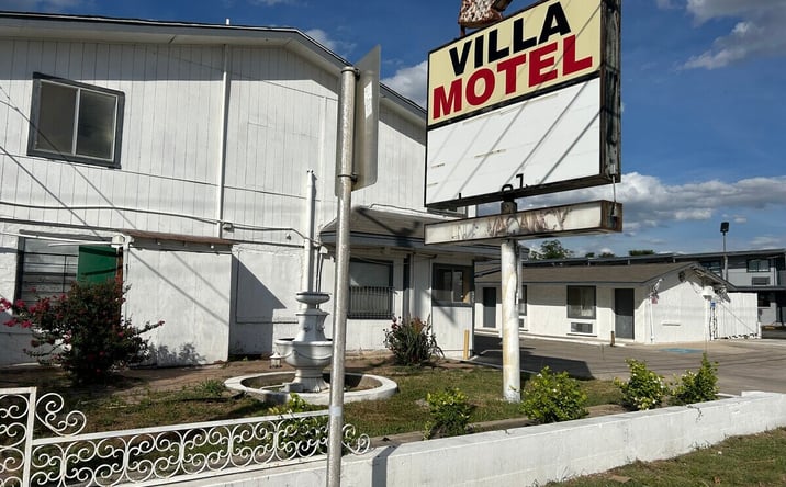 Pictures of Multifamily, Hospitality, Mixed Use property located at 3426 Fredericksburg Rd, San Antonio, TX 78201 for sales - image #1