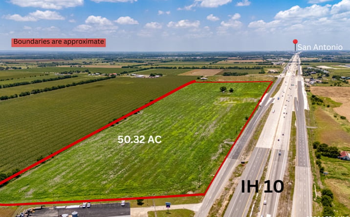 Pictures of Land property located at 10221 E Interstate 10, Marion, TX 78124 for sales - image #1