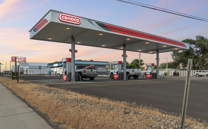 Pictures of Retail property located at 2361 North 1st Street, Hermiston, OR 97838 for sales - image #1