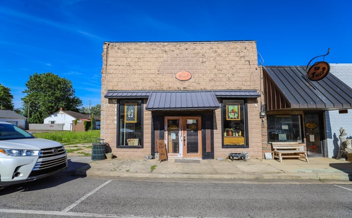 Pictures of Retail, Mixed Use, Business for Sale property located at 210 Main St, Hazel, KY 42049 for sales - image #1