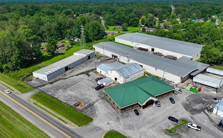 Pictures of Industrial, Office, Mixed Use property located at 3229 Benton Rd, Paducah, KY 42003 for sales - image #1