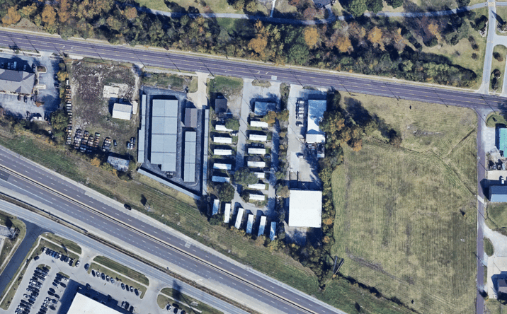 Pictures of Mobile Home Park property located at 1810 Business Loop 70 West, Columbia, MO 65202 for sales - image #1